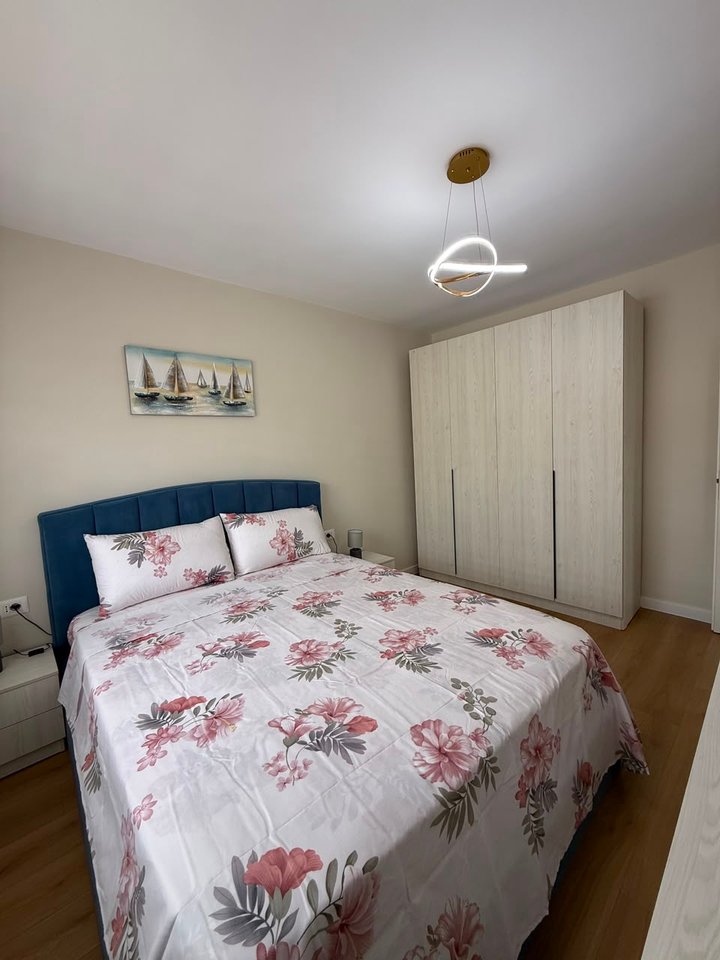 Qera, Apartament 3+1, Brryli, Tirane
