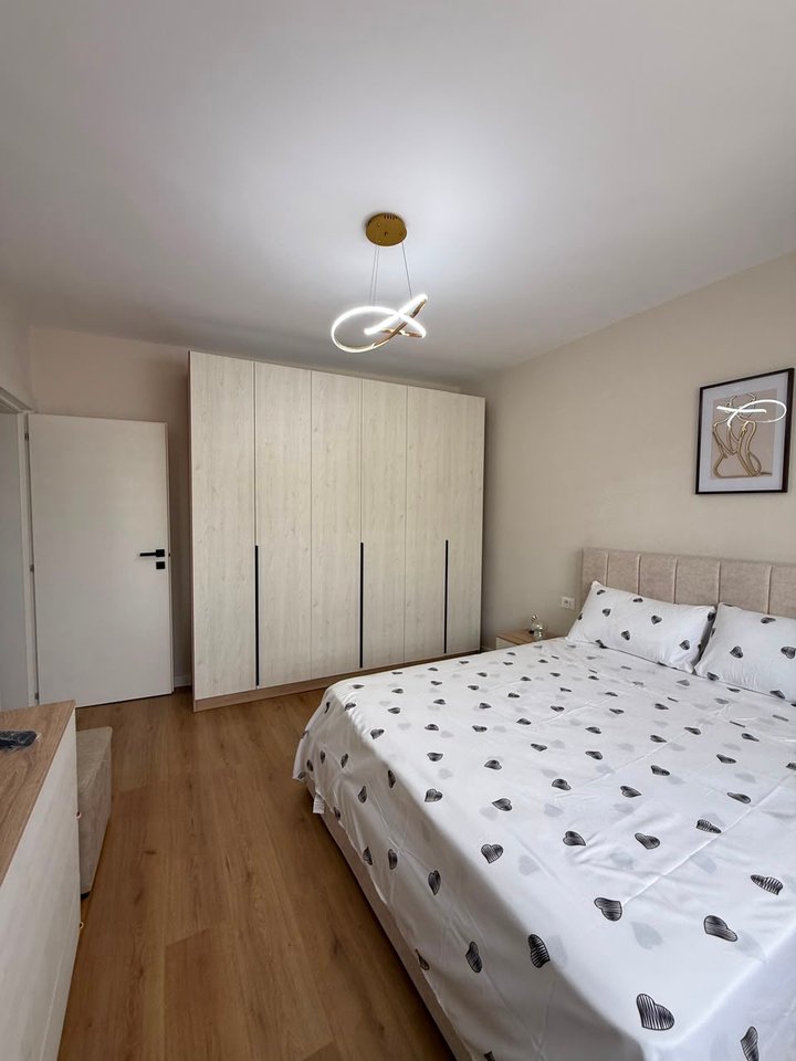 Qera, Apartament 3+1, Brryli, Tirane