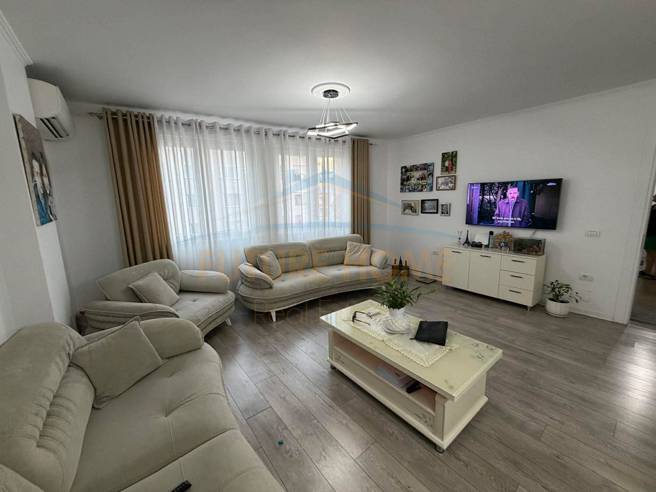In vendita, Appartamento 2+1, Palazzi Cabej, Misto Mame