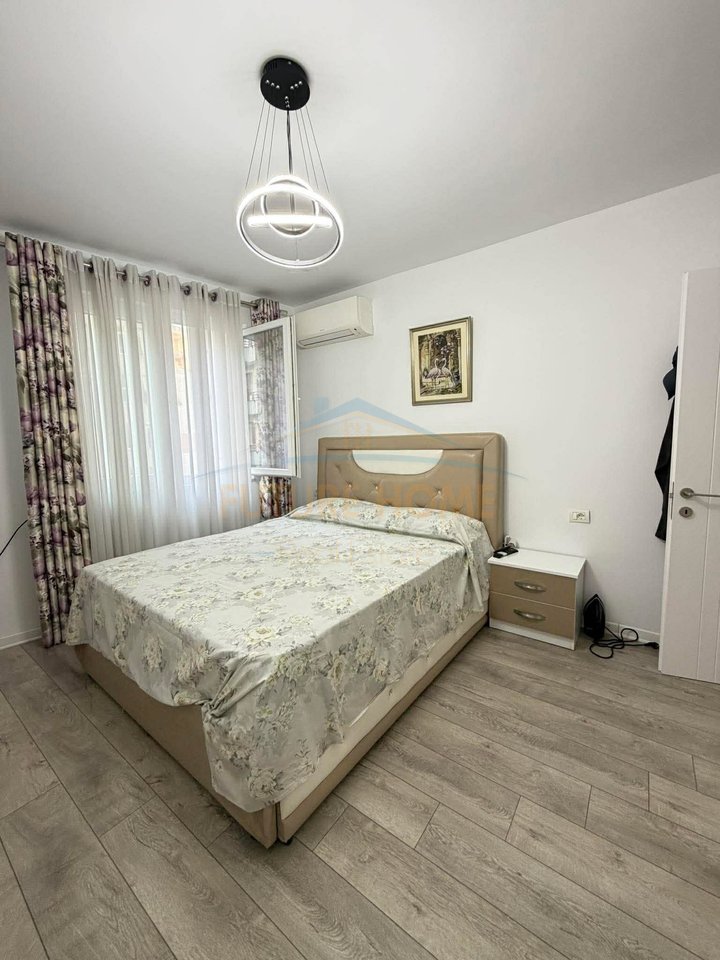 In vendita, Appartamento 2+1, Palazzi Cabej, Misto Mame
