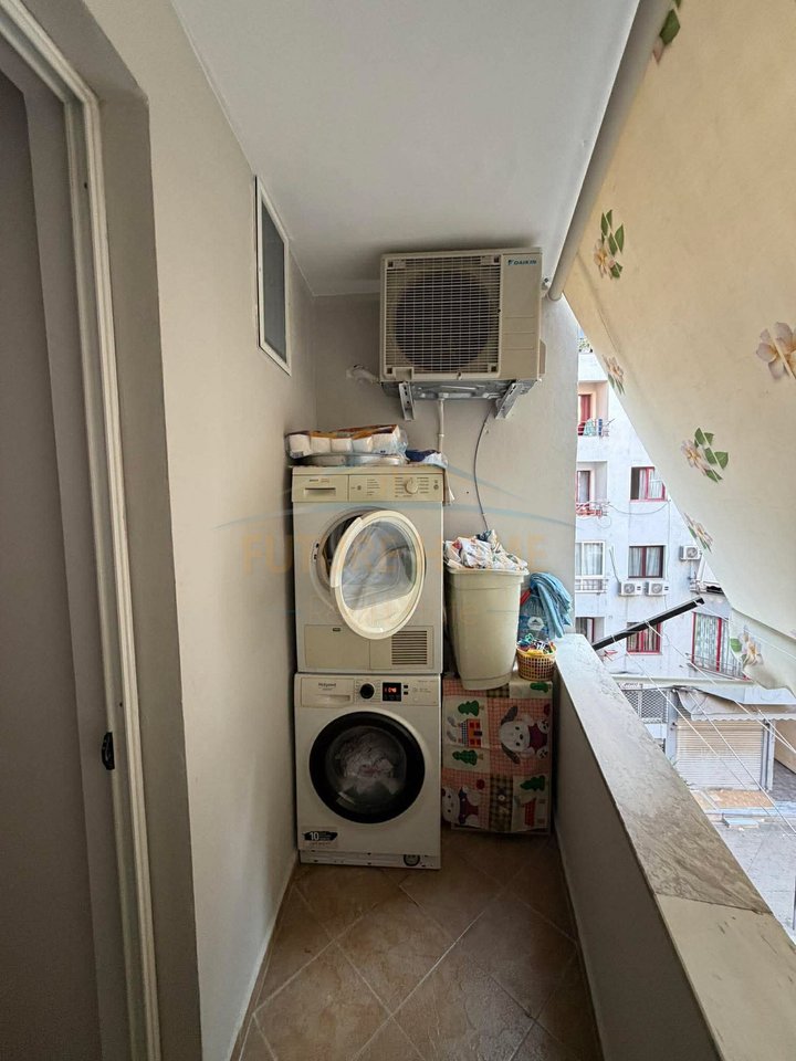 In vendita, Appartamento 2+1, Palazzi Cabej, Misto Mame