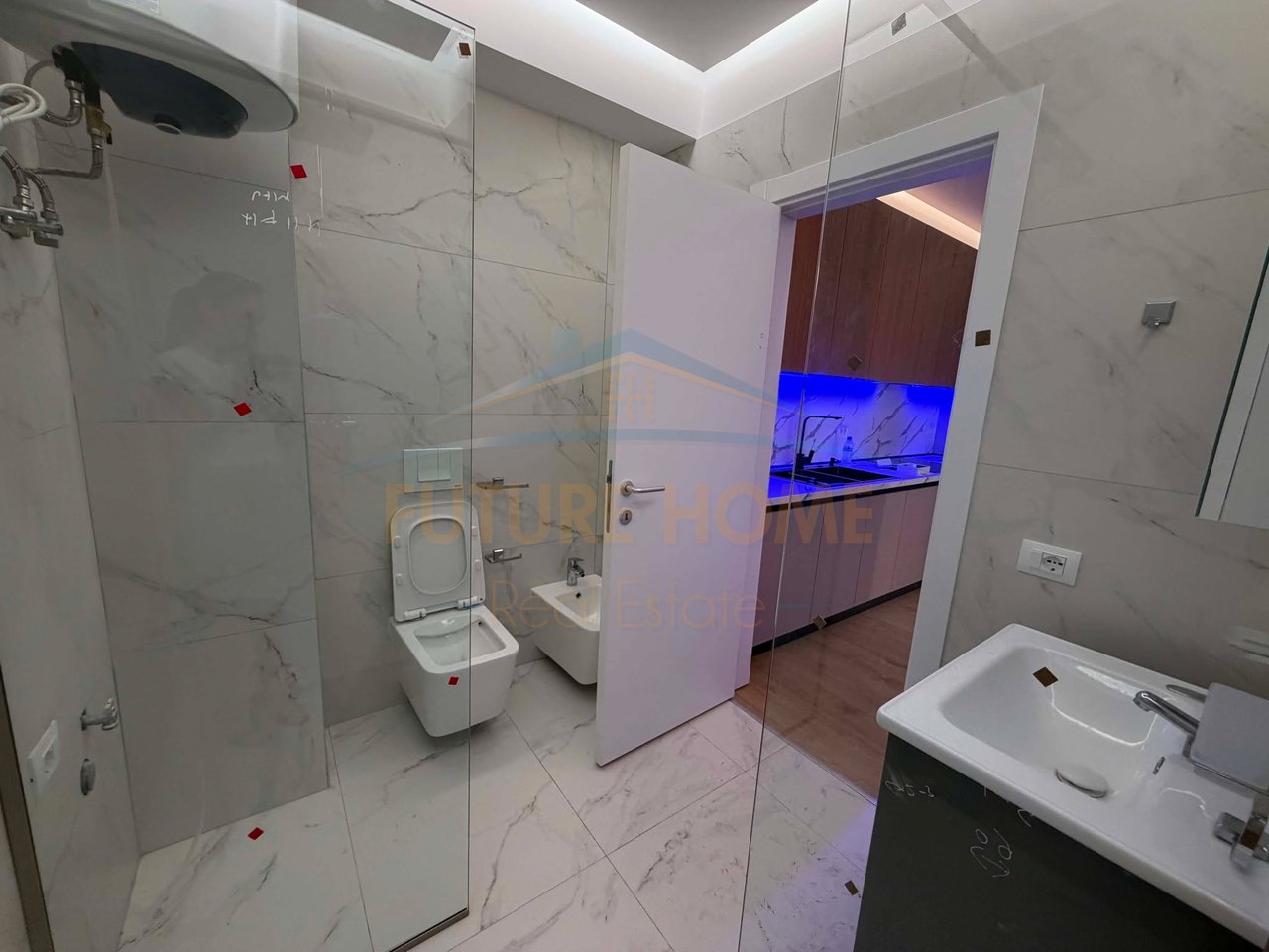 Rent, Apartment 1+1, Complex E88, Lapraka