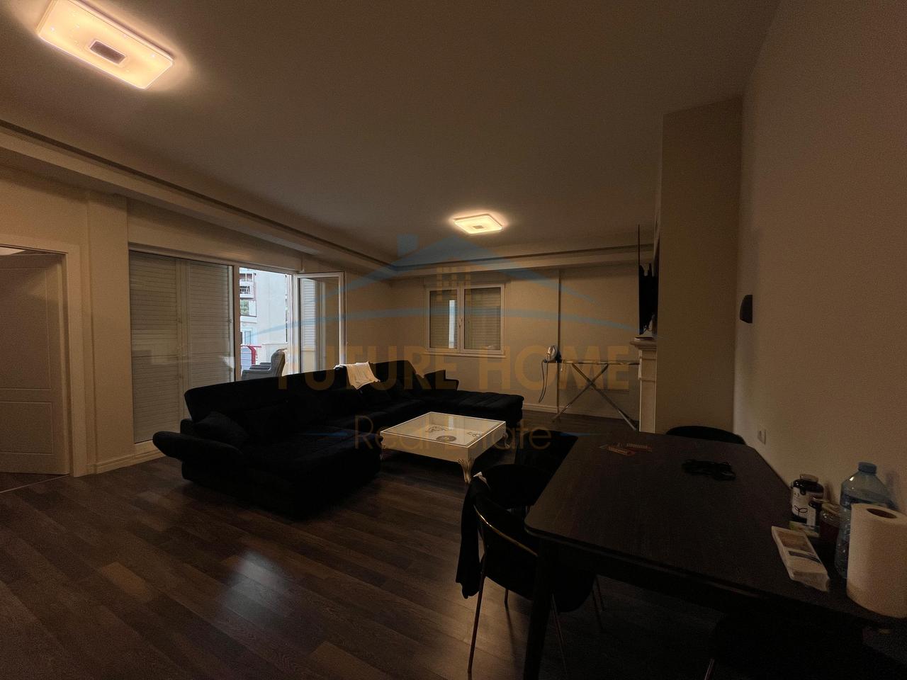 Shitet, Apartament 3+1+2+Verandë, Rezidenca FZ, Liqeni i Thatë