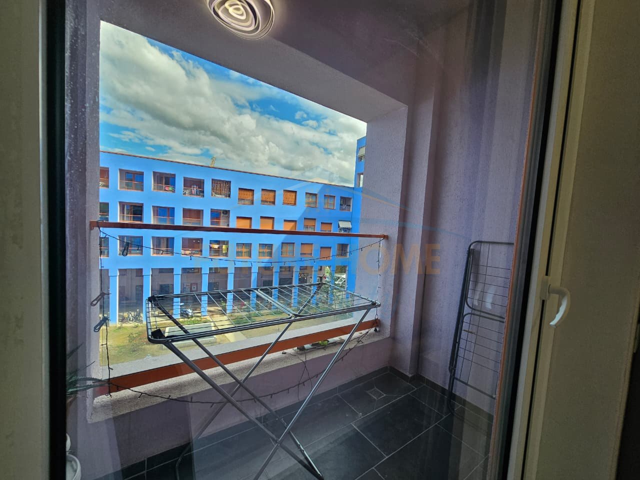 Qera, Apartament 1+1, Kompleksi Mangalem, Tiranë.