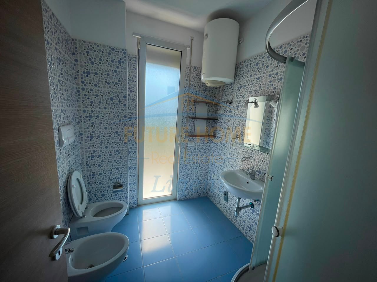 Qera, Apartament 2+1+2, Liqeni Thatë, Tiranë.