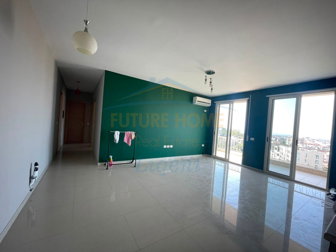 Qera, Apartament 2+1+2, Liqeni Thatë, Tiranë.