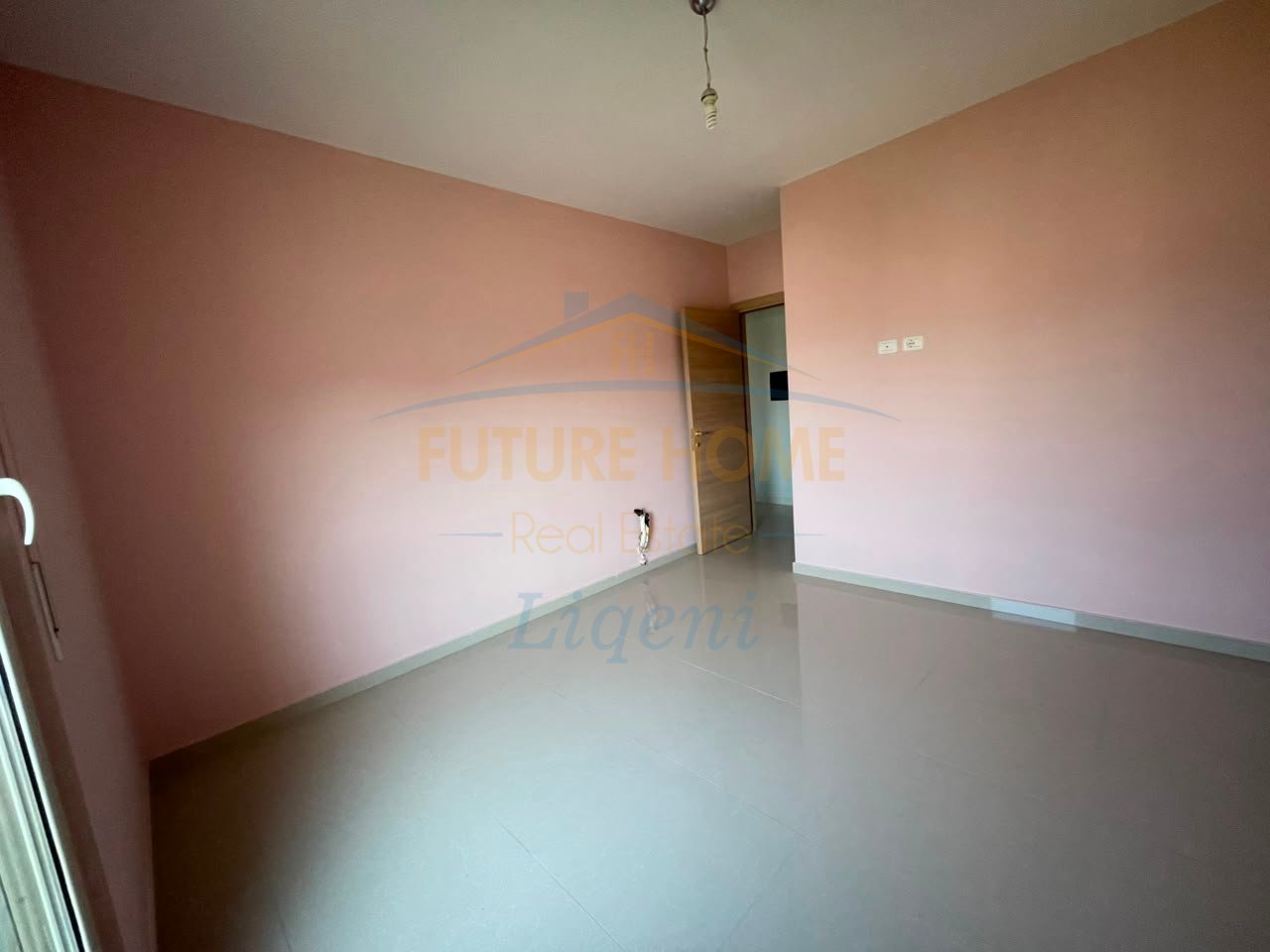Qera, Apartament 2+1+2, Liqeni Thatë, Tiranë.
