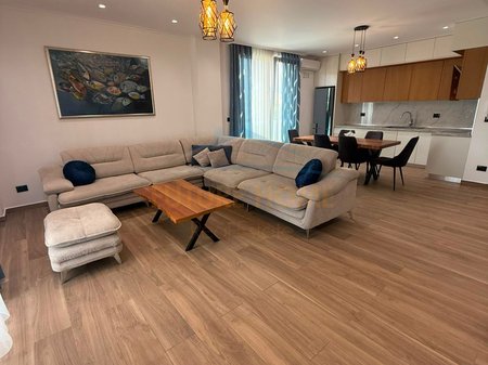 Qera, Apartament 2+1+2 + Verandë + Post Parkimi, Sofia Hill Residence