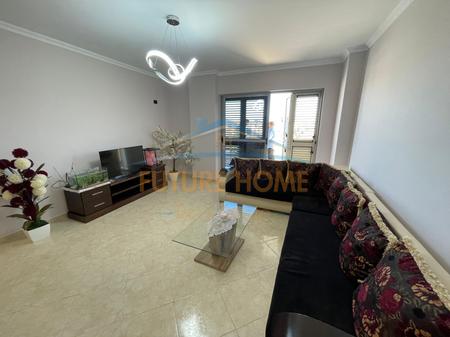 Shitet, Apartament 3+1+2, pranë Kristal Center, Tiranë.