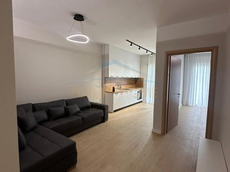 Shitet, Apartament 2+1, Restorant Fresku, Tirane