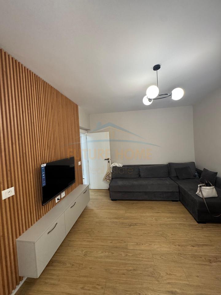 Rent, Apartment 1+1, Willson Square, Tirana