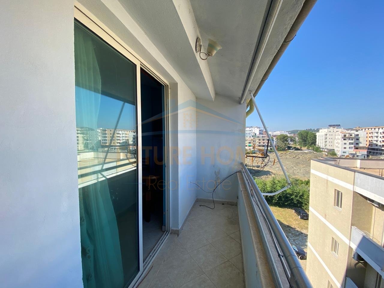Shitet, Apartament 1+1, Mali Robit, Durrës