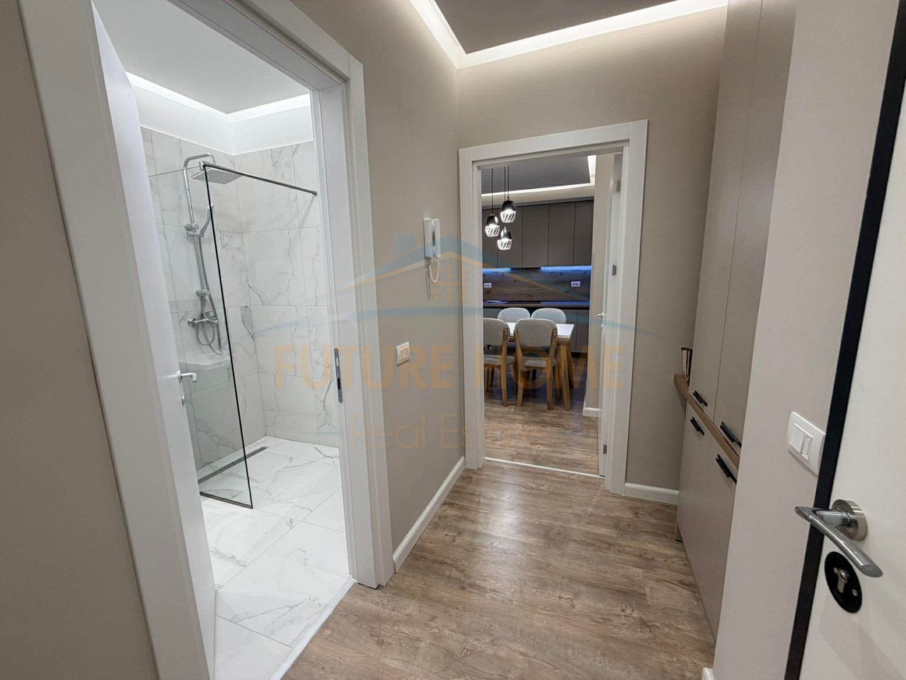 Shitet, Apartament 1+1, Kompleksi E88