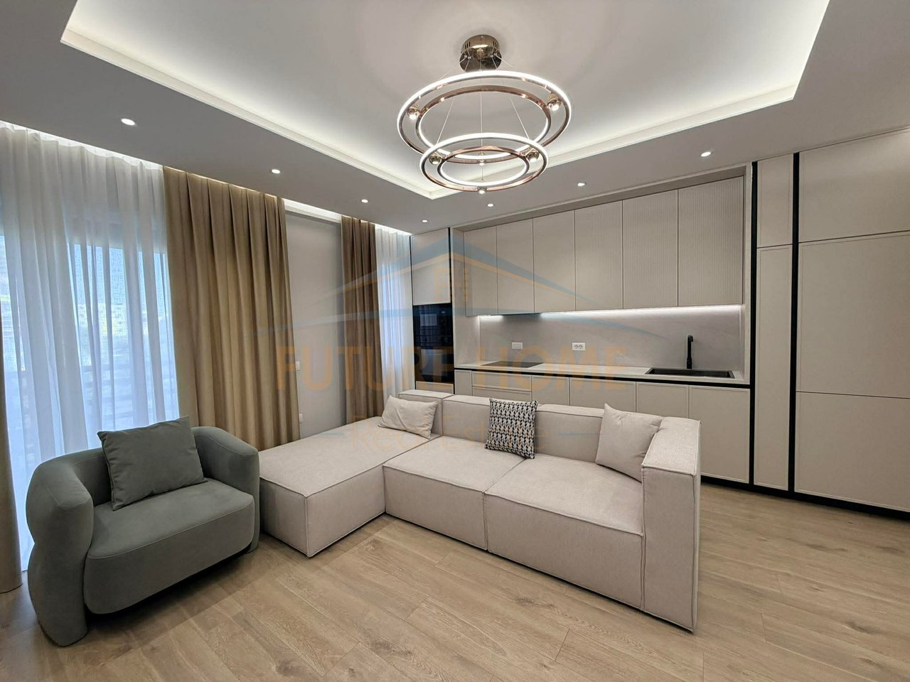 Shitet, Apartament 3+1, Kompleksi E88