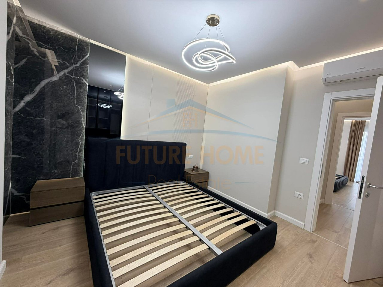 Shitet, Apartament 3+1, Kompleksi E88