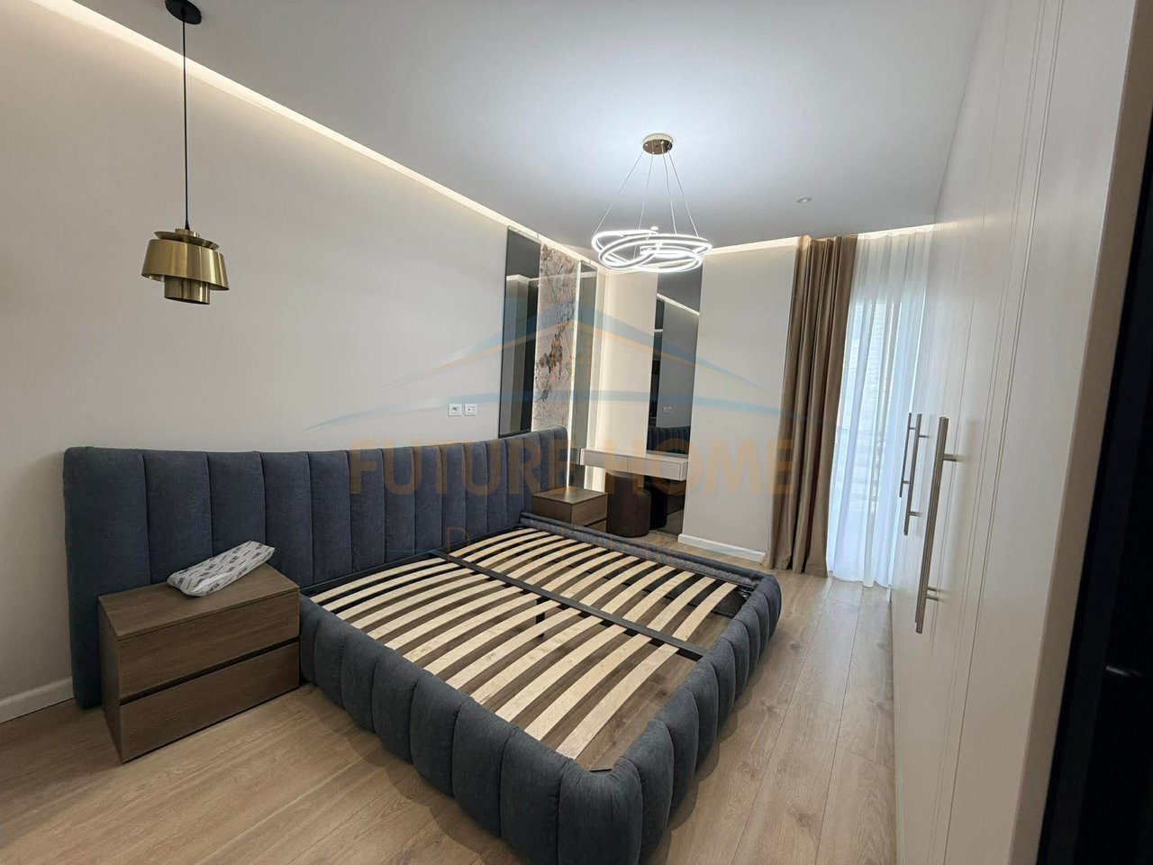 Shitet, Apartament 3+1, Kompleksi E88