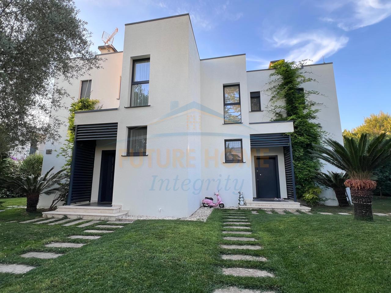 Qera, 2 Vila të bashkëngjitura, Vala Mar Residence, Hamallaj.