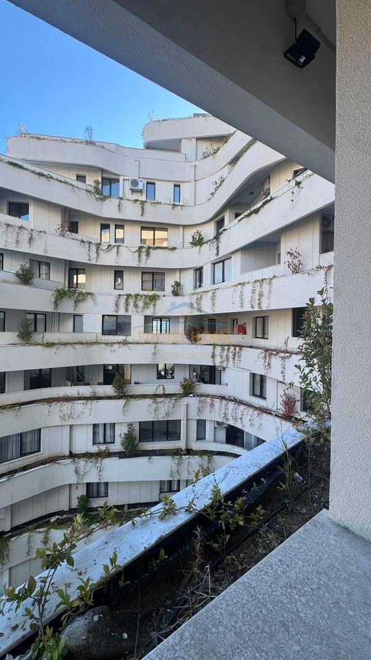Qera, Ambient për Zyra ,Vasil Shanto,Tirane