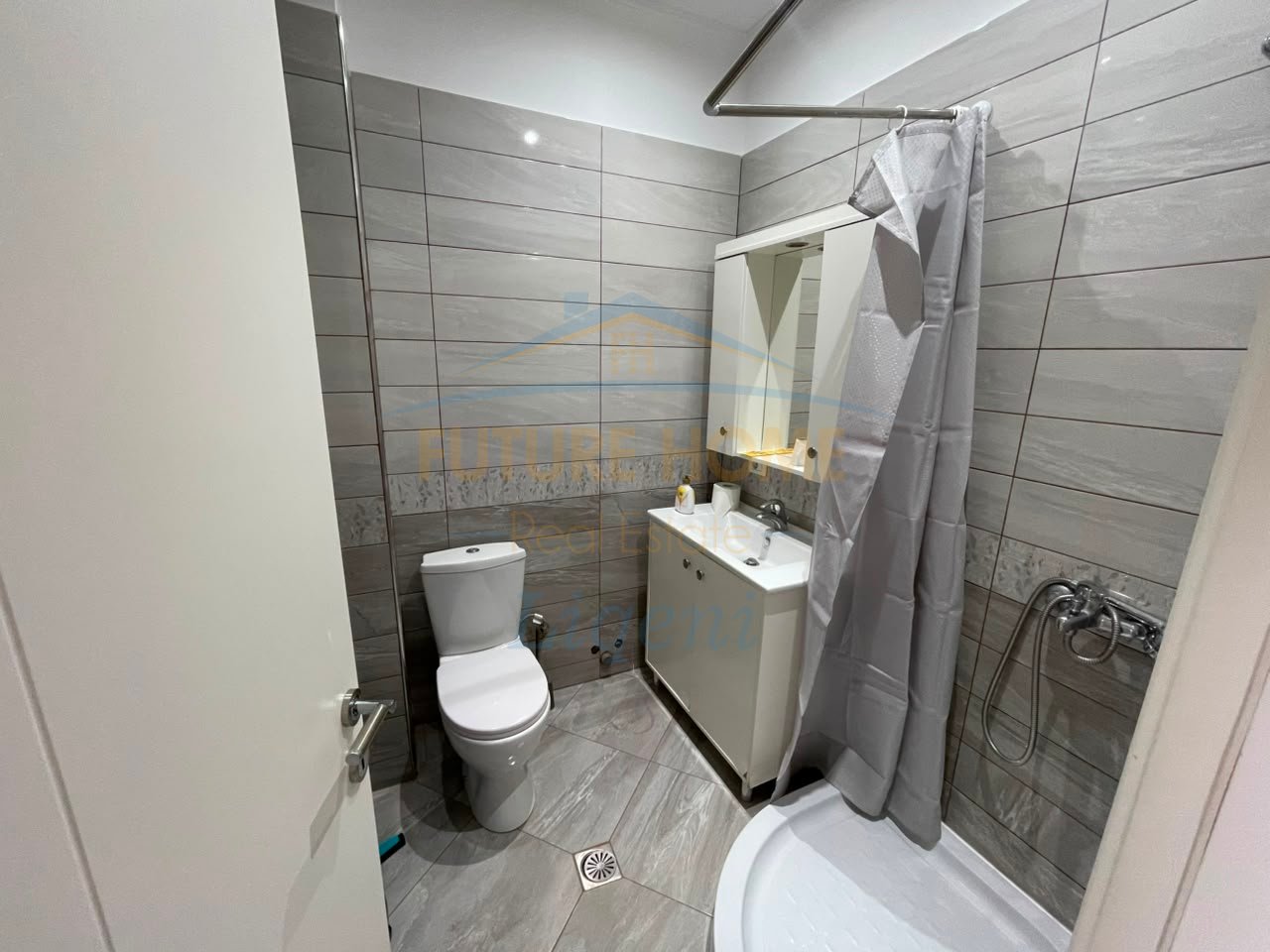 Rent, Apartment 2+1+Parking Post, Zoo, Tirana