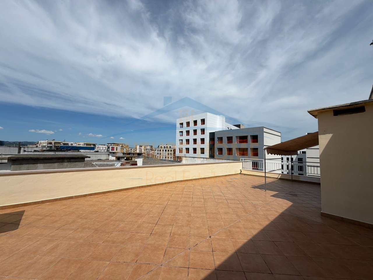 For sale, 2+1+2 Apartment with Veranda, Jordan Misja Street, Tirana