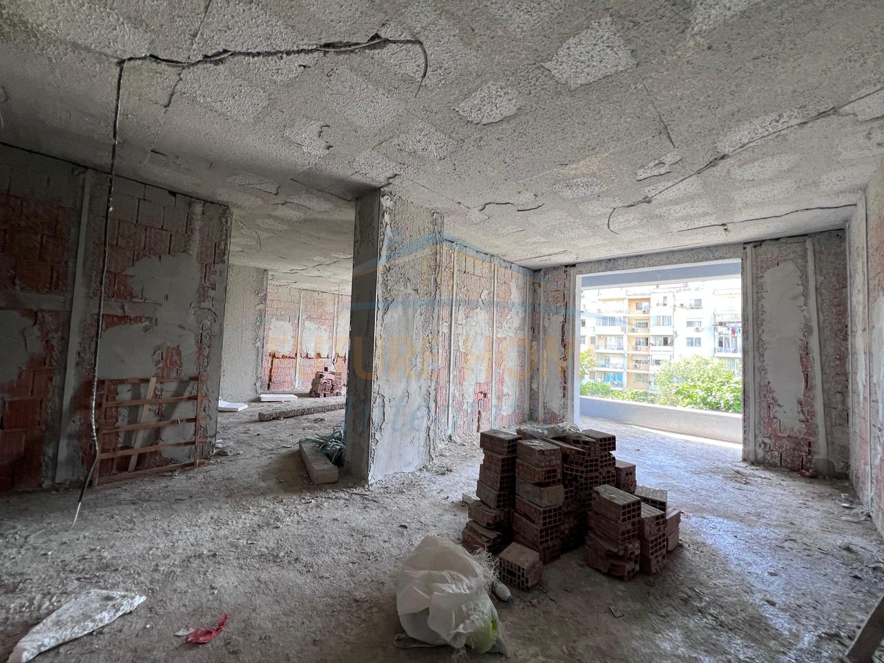 hitet, Apartment 2+1+2, Idriz Dollaku Street, Tirana.