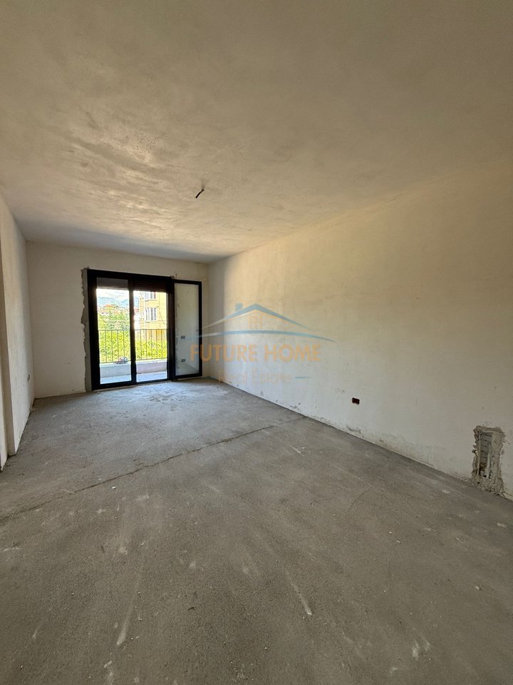 Shitet, Apartament 2+1+ Post Parkimi, Color Splash Residence, Paskuqan.