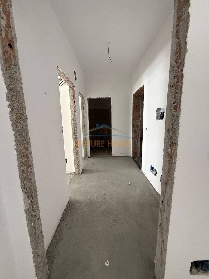 Shitet, Apartament 2+1, Space City, Paskuqan.