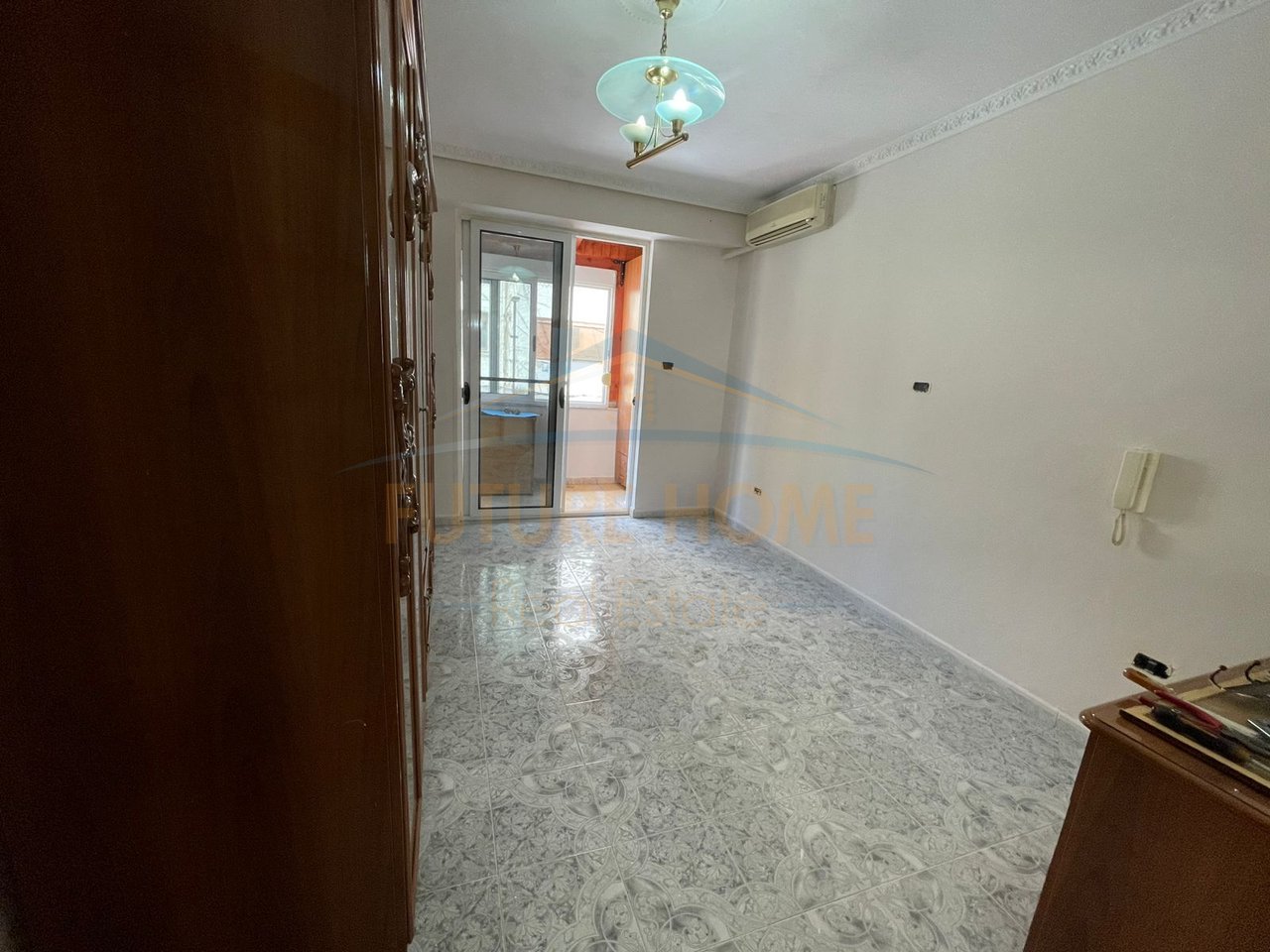 Shitet, Apartament 2+1+2 Ballkone,Pallati Sportit,Durres