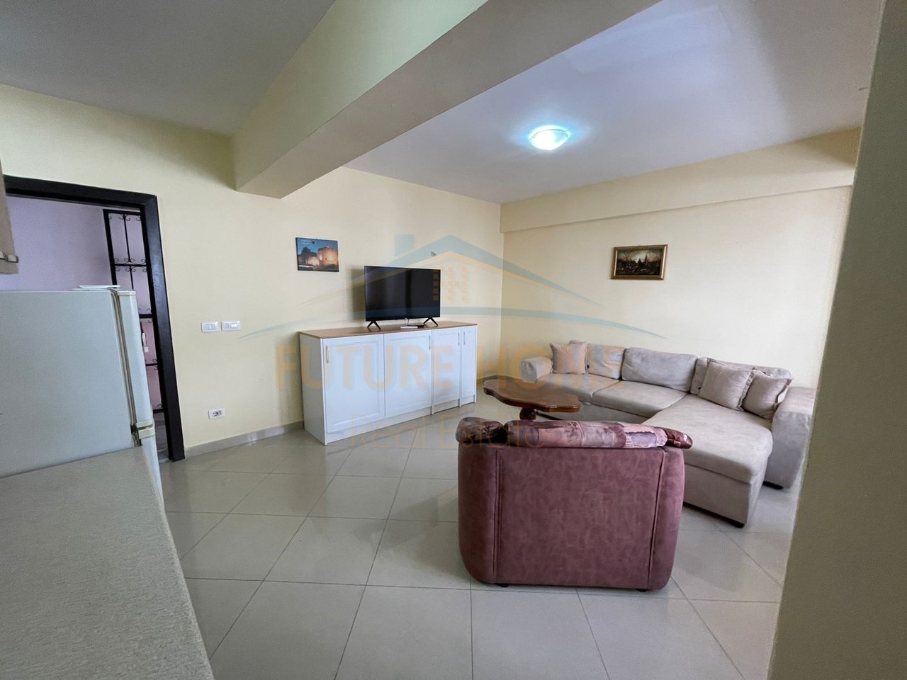 Shitet, Apartament 1+1,Pallati Sportit,Durres