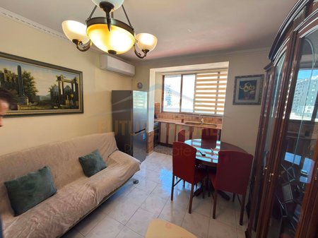 Qera, Apartament 2+1, Rruga Ferit Xhajko