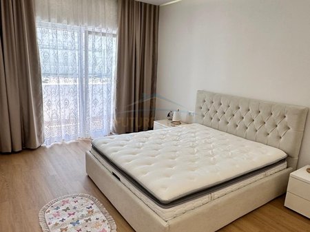 Qira, Apartment 2+1, Petro Nini Luarasi High School