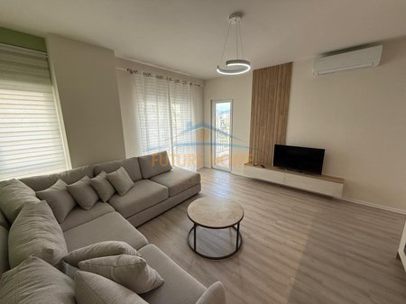 For rent, 1+1 Apartment, Zogu i Zi, Tirana