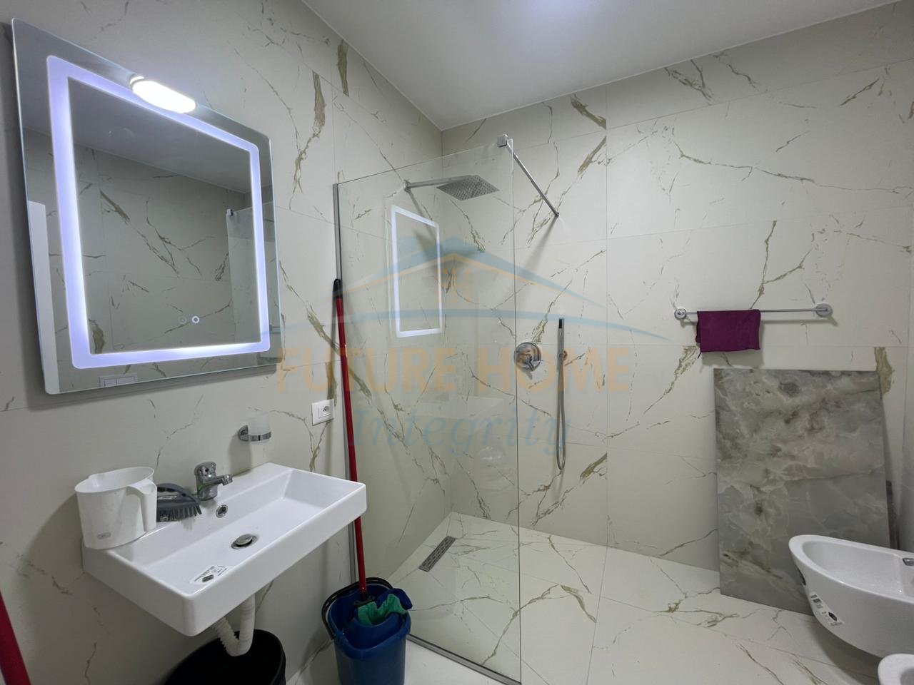 Affitto, Appartamento 2+1, Porta Tirana e Re Residence, Tirana.