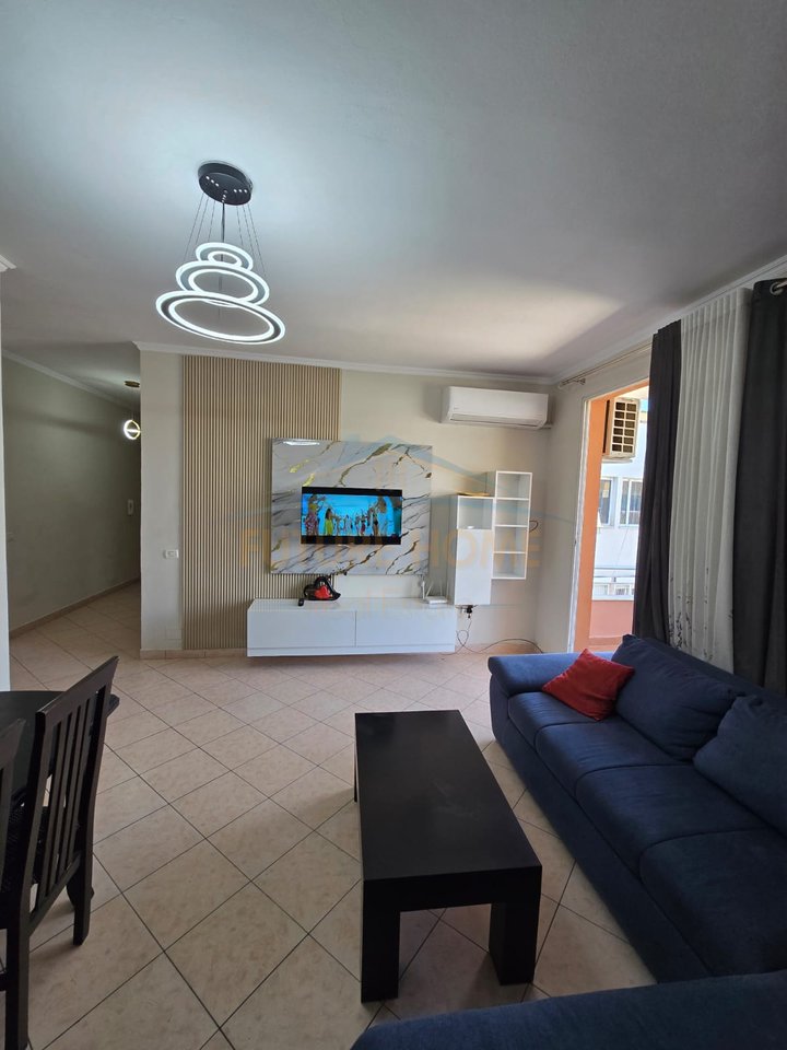 Shitet, Apartament 2+1, Unaza e Re, Albania