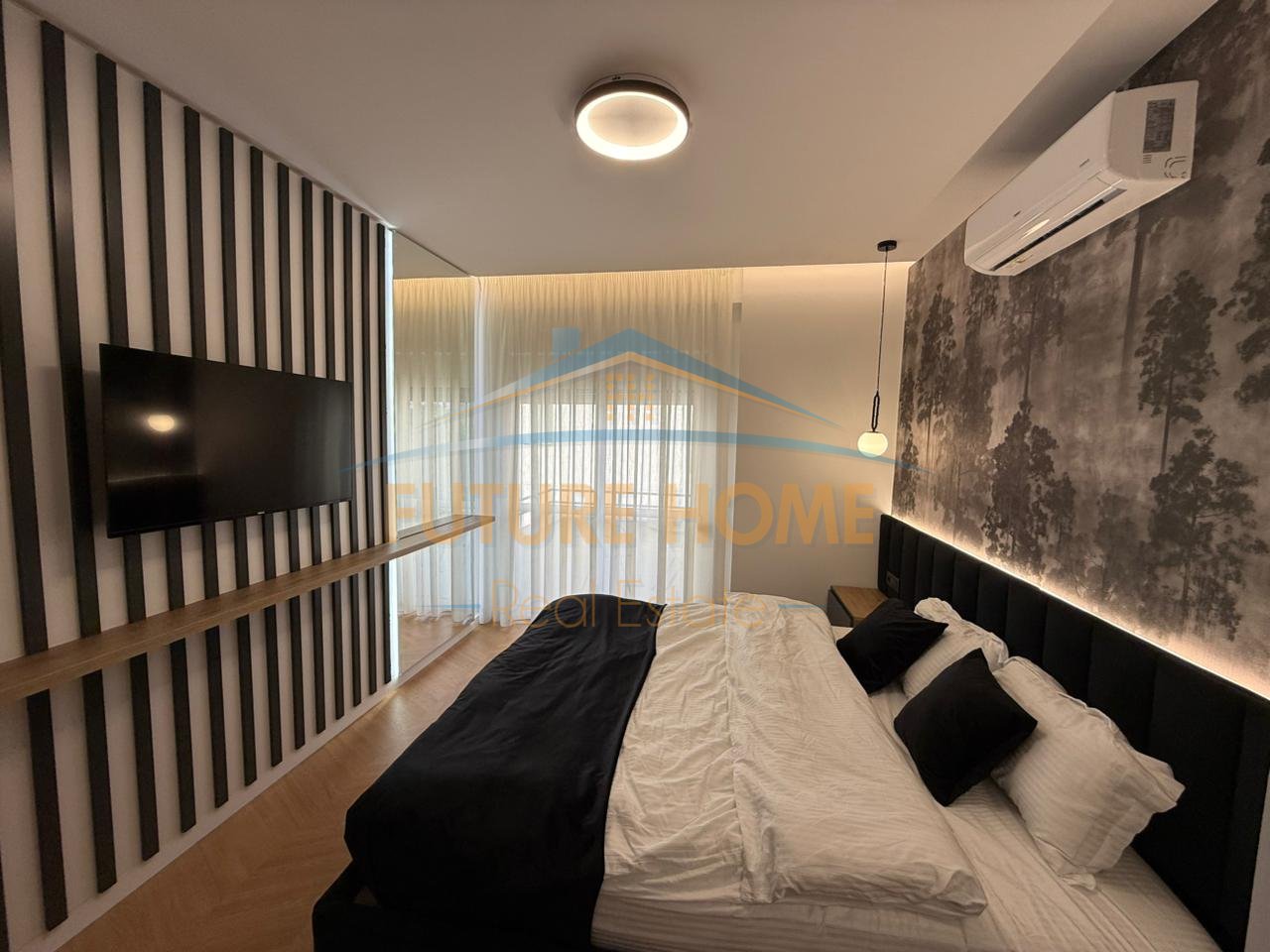 Shitet, Apartament 1+1, Kopshti Zoologjik, Tiranë.