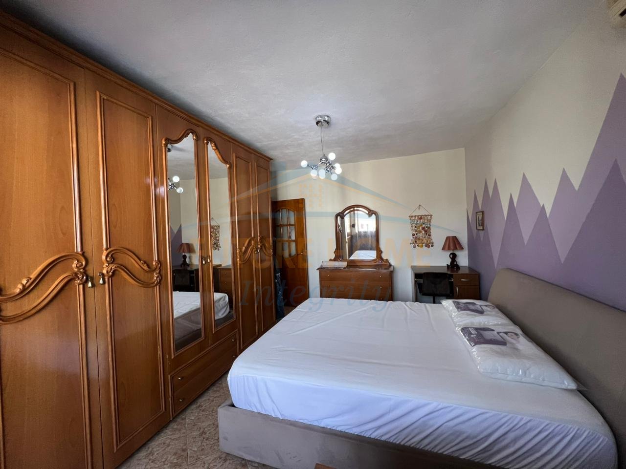 For rent, 1+1 Apartment, Xhamlliku, Tirana.