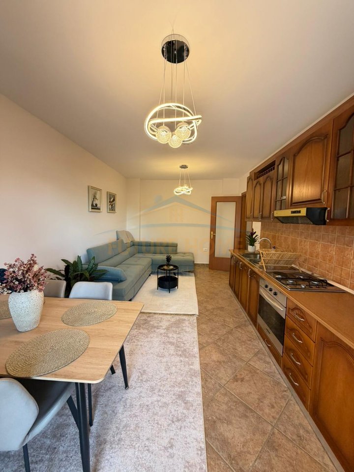 Shitet, Apartament 1+1, Golem, Durrës
