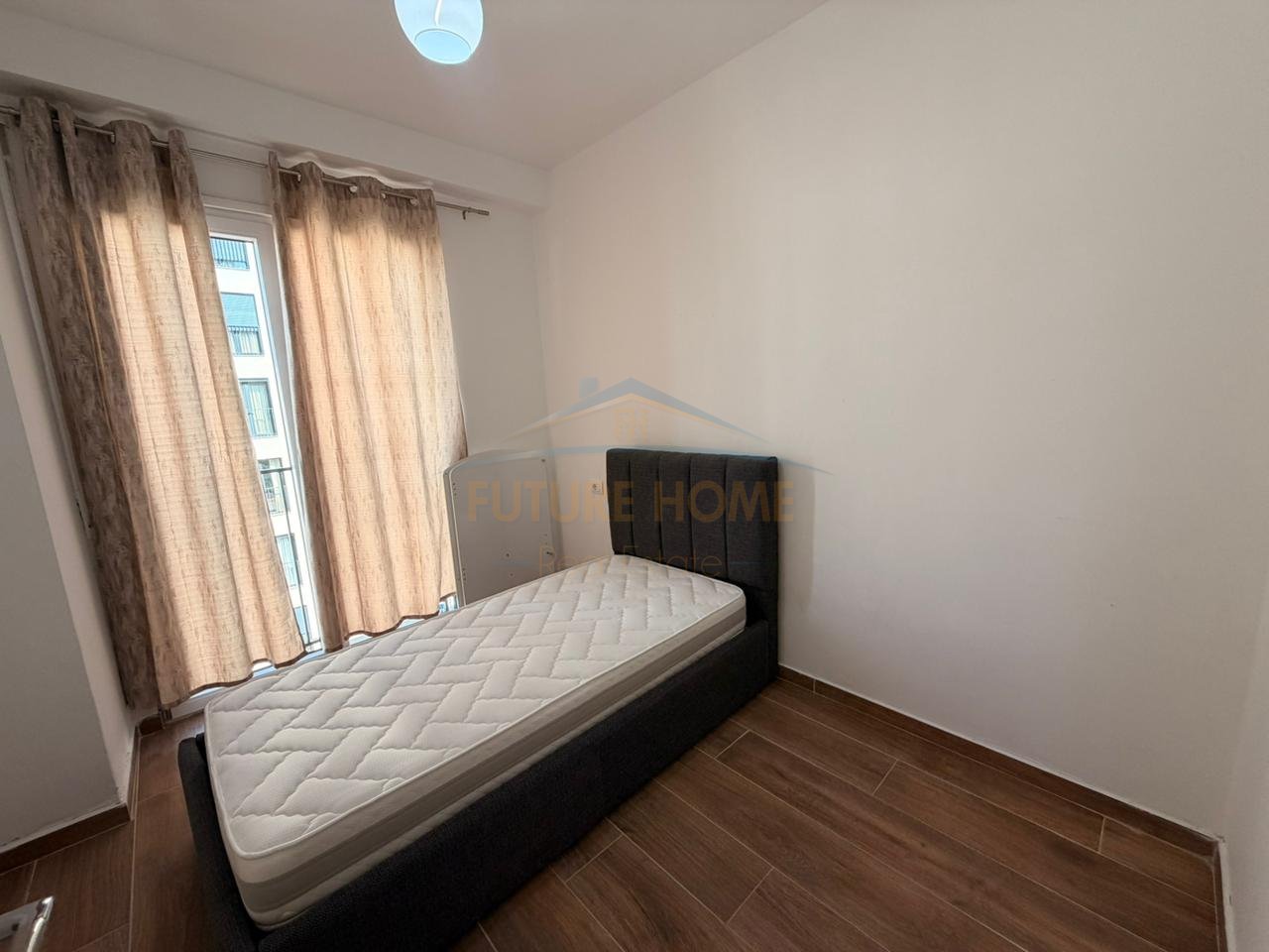 Shitet, Apartament 2+1, Kompleksi Jolla, Unaza e Re