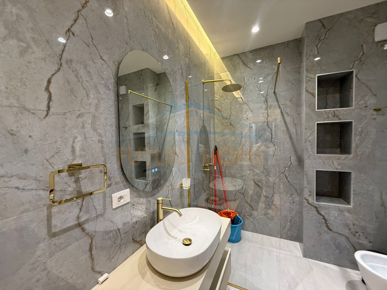 Rent, Apartment 1+1, Paris Commune, Tirana