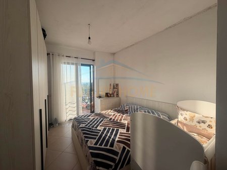 Shitet, Apartament 1+1, Unaza e Re