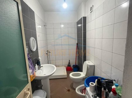 Shitet, Apartament 1+1, Unaza e Re