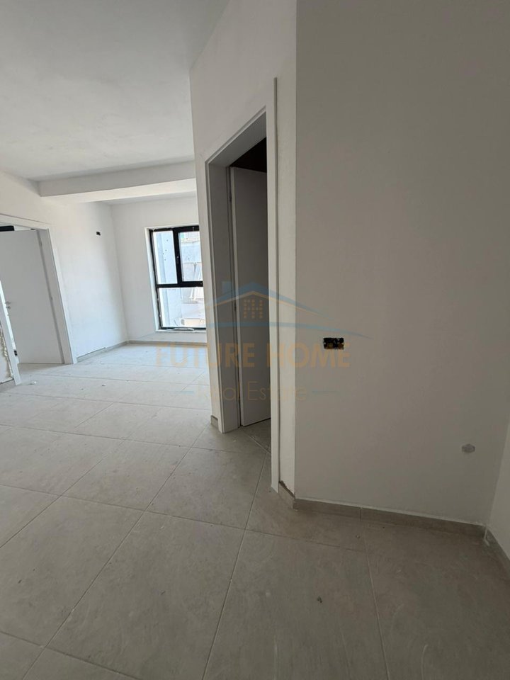 In vendita, Appartamento 1+1, Mali Robit, Golem