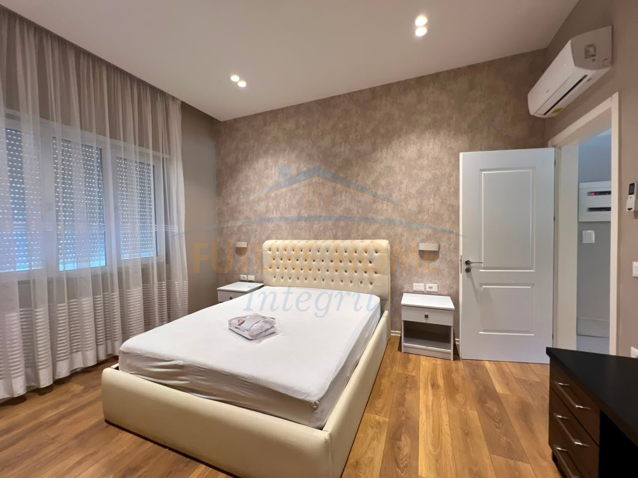 Rent, Duplex 2+1+Veranda, Selitë, Tirana.