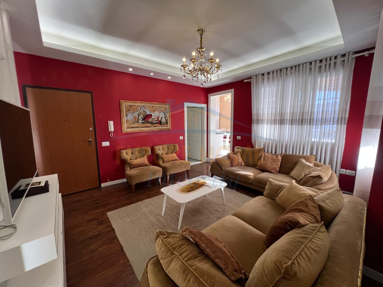 Affitto, Appartamento 1+1+Veranda, Ex Dogana, Tirana.