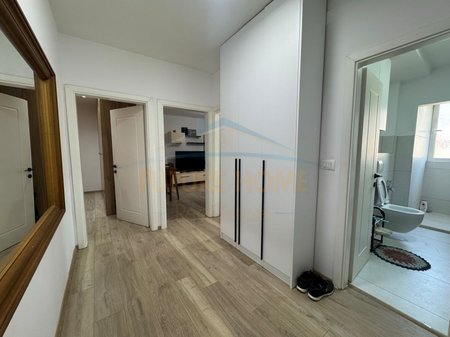 Shitet, Apartament 1+1, Bulevardi Bajram Curri