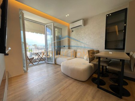 Shitet, Apartament 2+1, Rruga Dritan Hoxha, Tiranë.