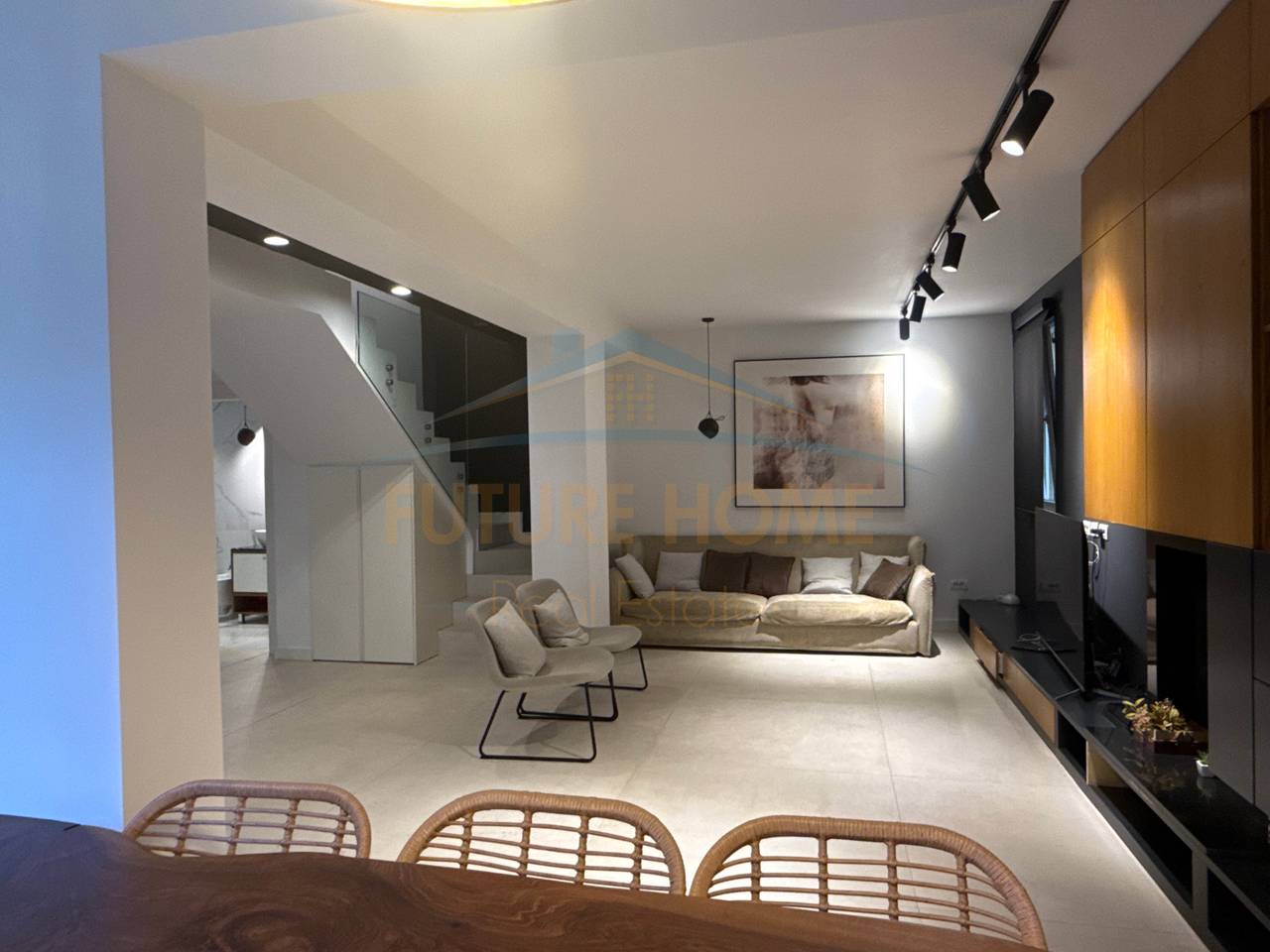 Shitet, Duplex 3+1+2+Oborr ,  Marea Resort , Qerret ,Kavajë