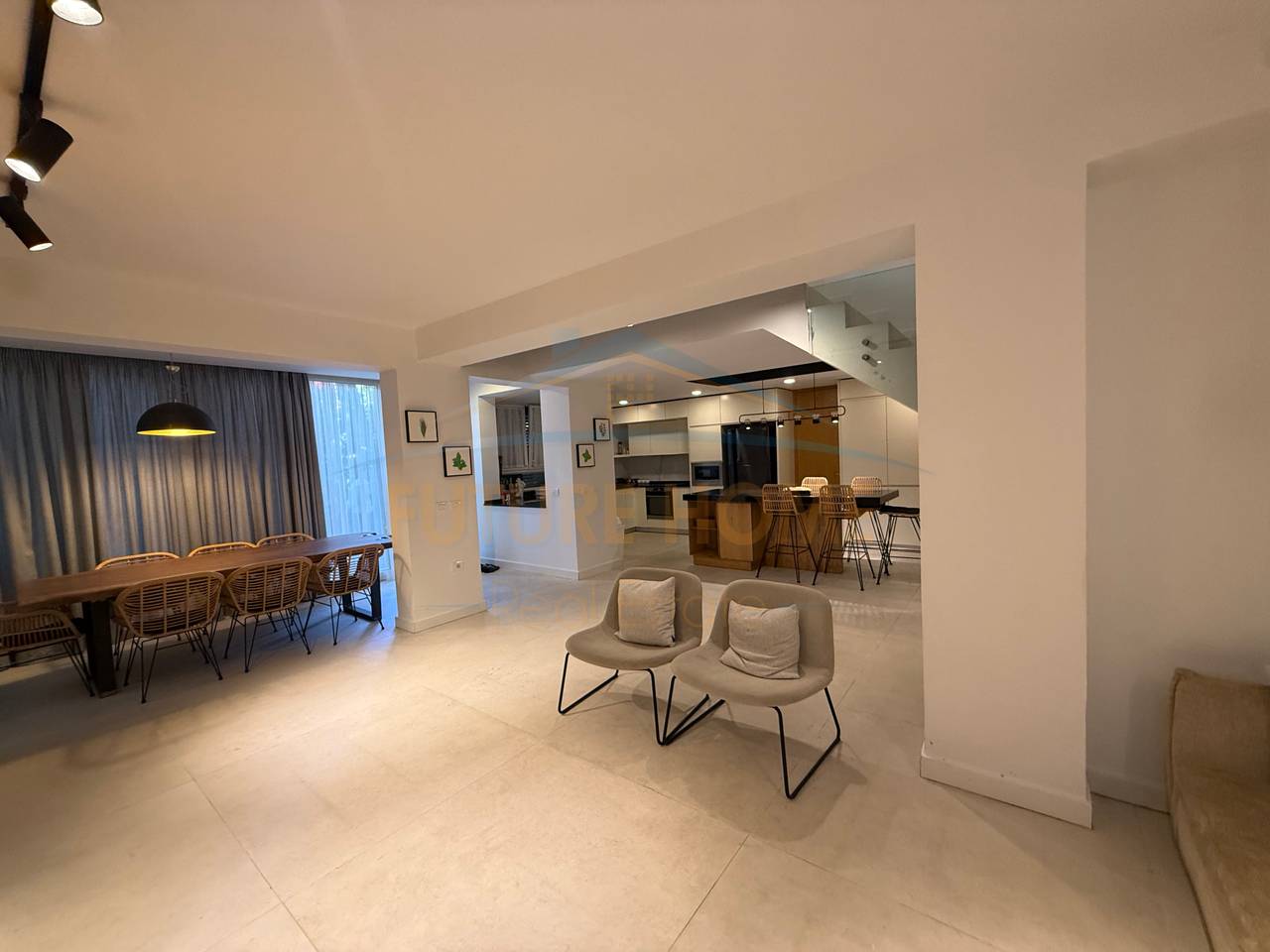 Shitet, Duplex 3+1+2+Oborr ,  Marea Resort , Qerret ,Kavajë