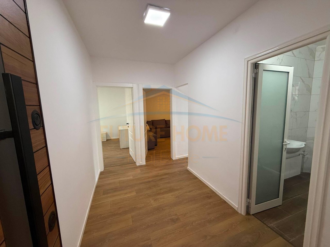 In vendita, Appartamento 1+1 + Angolo cottura, Laprakë