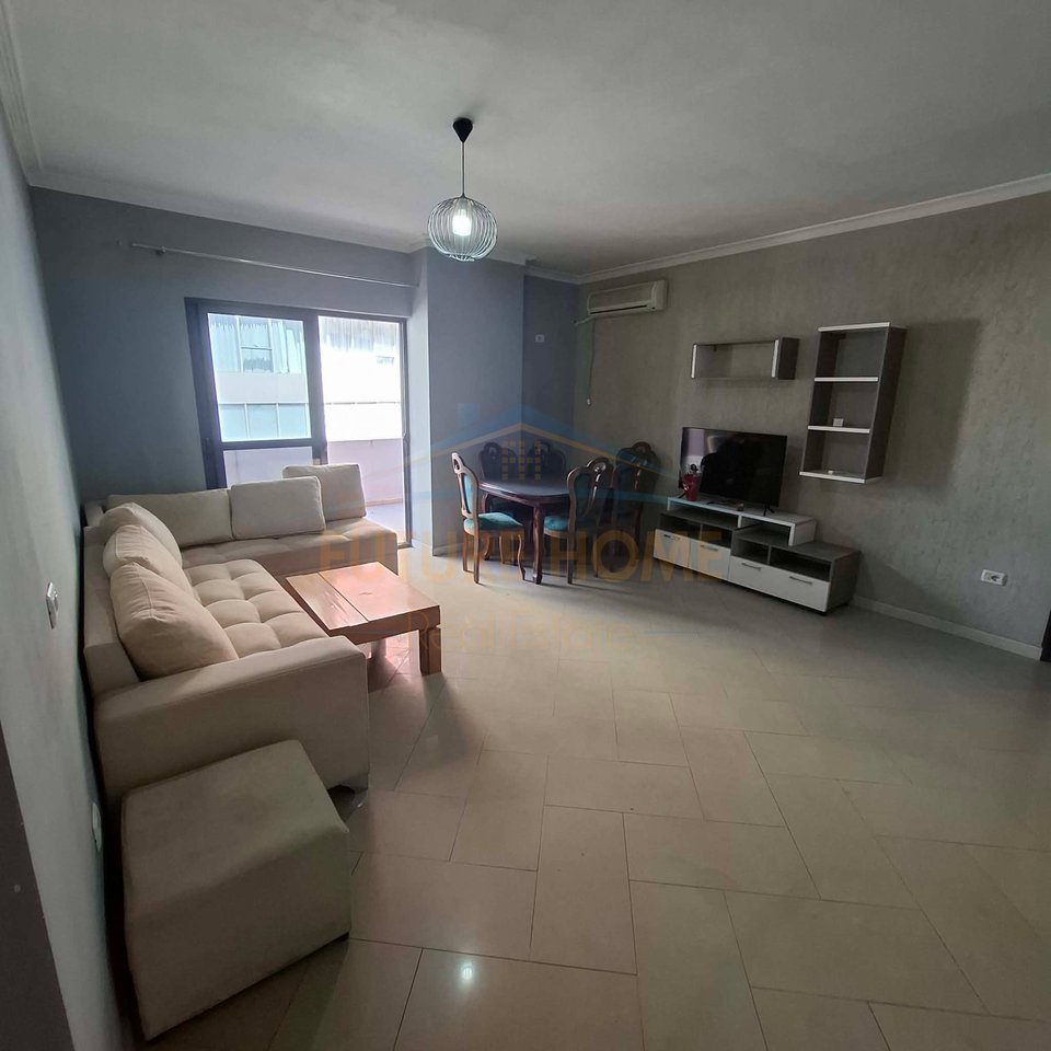 Qira, Apartment 2+1+2, Bar Bohem, New Ring